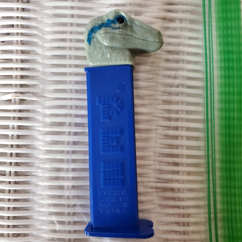Pez Candy Dispenser Jurassic World Raptor Blue Beta Dinosaur Prehistoric Collect